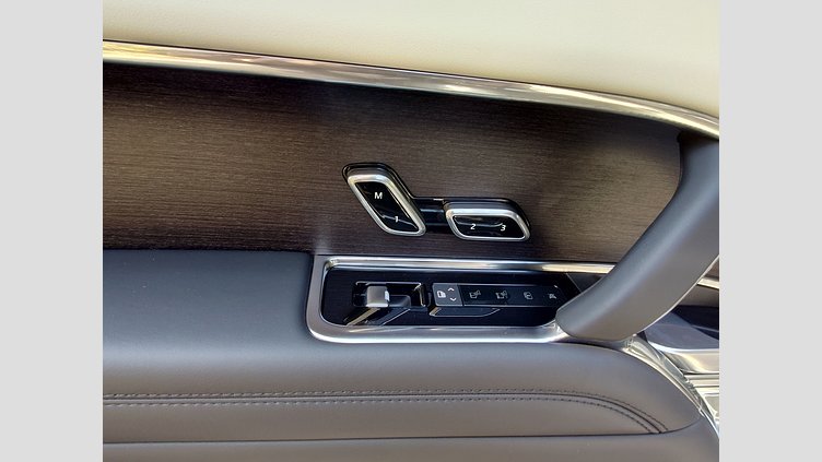 2024 認定中古車 Land Rover Range Rover シャラントグレイ P530 AWD（AT） ロングホイールベース7席シート HSE