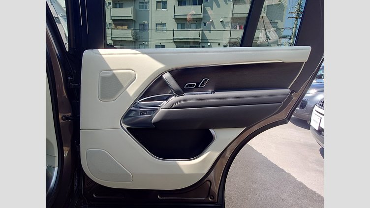 2024 認定中古車 Land Rover Range Rover シャラントグレイ P530 AWD（AT） ロングホイールベース7席シート HSE