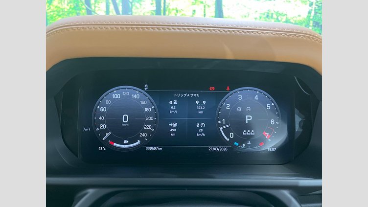 2024 認定中古車 Land Rover Defender 110 サントリーニブラック P525 AWD (AT) V8