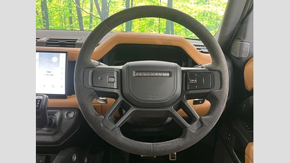 Defender 110 51