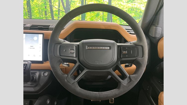 2024 認定中古車 Land Rover Defender 110 サントリーニブラック P525 AWD (AT) V8
