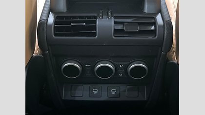 Defender 110 43