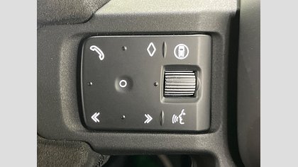 Defender 110 42