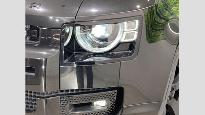 Defender 110 12