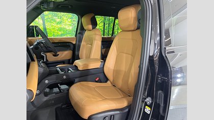 Defender 110 2
