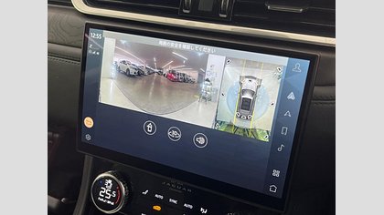 F-Pace 38