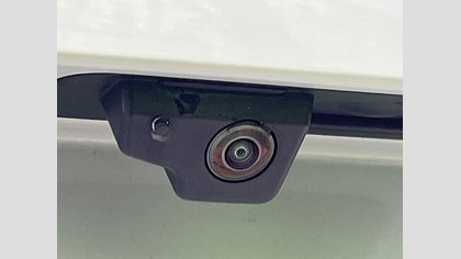 F-Pace 19