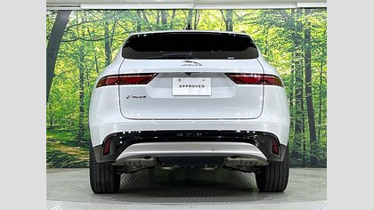 F-Pace 6