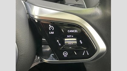 F-Pace 20