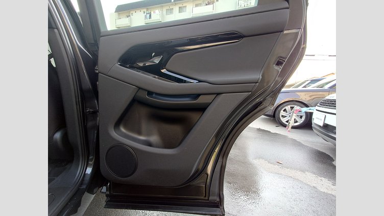 2024 認定中古車 Land Rover Range Rover Evoque カルパチアングレイ D200マイルドハイブリッド（ディーゼル） スタンダードホイールベース S