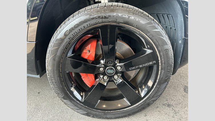 2023 認定中古車 Land Rover Defender 110 サントリーニブラック D300 AWD（AT） X