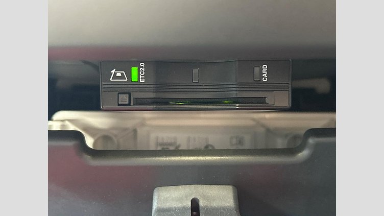 2023 認定中古車 Land Rover Defender 110 サントリーニブラック D300 AWD（AT） X