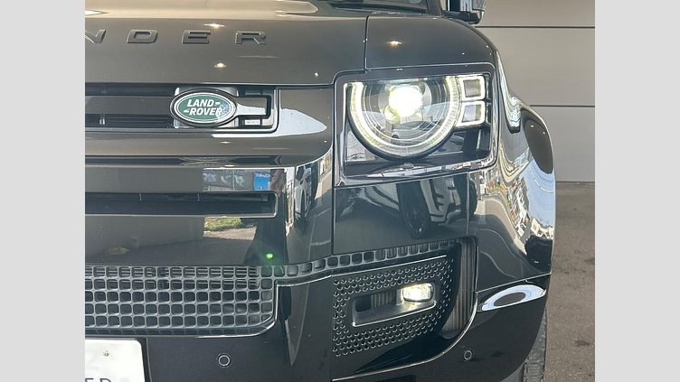 2023 認定中古車 Land Rover Defender 110 サントリーニブラック D300 AWD（AT） X