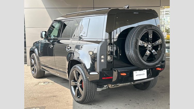 2023 認定中古車 Land Rover Defender 110 サントリーニブラック D300 AWD（AT） X