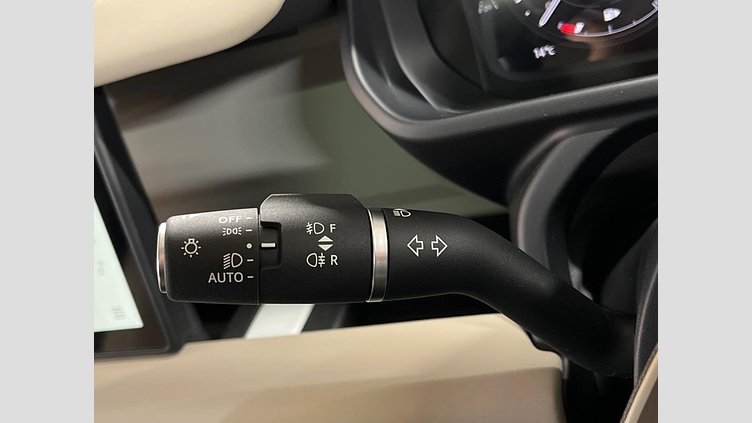 2024 認定中古車 Land Rover Defender 110 ゴンドワナストーン D300 AWD（AT） S