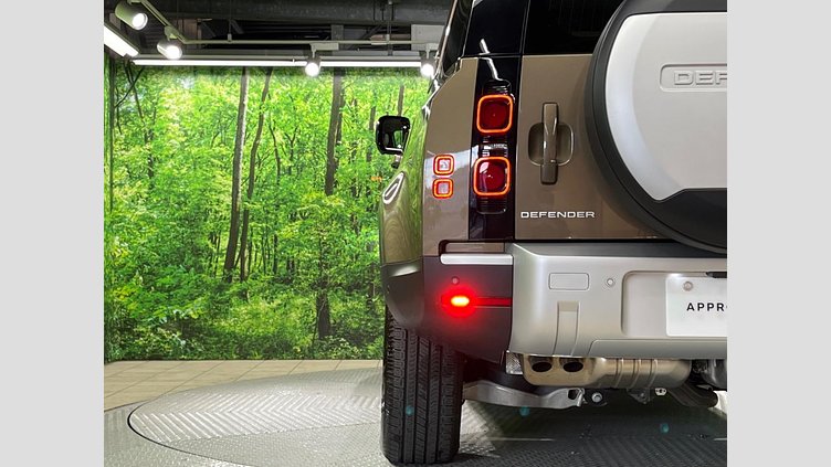 2024 認定中古車 Land Rover Defender 110 ゴンドワナストーン D300 AWD（AT） S