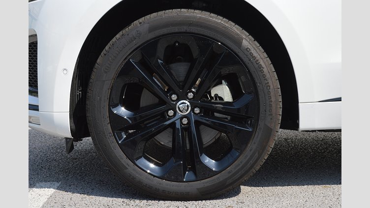 2023 認定中古車 Jaguar F-Pace オストゥーニパールホワイト D204 AWD（オートマチック）MHEV R-DYNAMIC SE