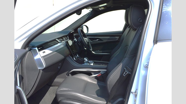 2023 認定中古車 Jaguar F-Pace オストゥーニパールホワイト D204 AWD（オートマチック）MHEV R-DYNAMIC SE