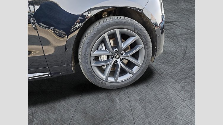 2025 Approved Land Rover Range Rover Sport Czarny Santorini Black D300 Diesel MHEV Standard Wheelbase Dynamic HSE