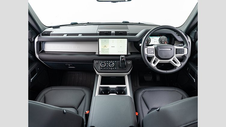 2025 認定中古車 Land Rover Defender 110 カルパチアングレイ D350 ディーゼルマイルドハイブリッド S　D350　コイルサスペンション