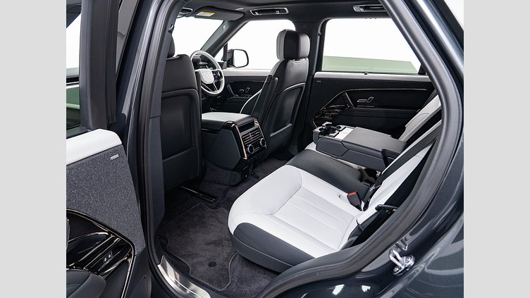 2024 認定中古車 Land Rover Range Rover Sport カルパチアングレイ D300マイルドハイブリッド Dynamic SE　D300　ステルスパック