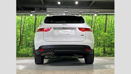 F-Pace 7