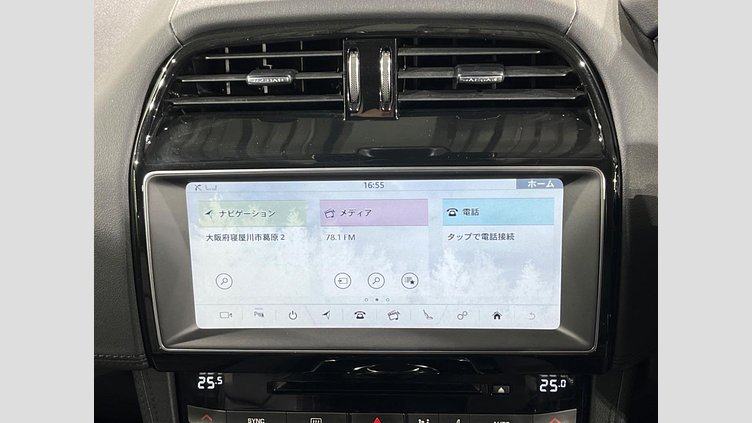 2019 認定中古車 Jaguar F-Pace Fuji White 2.0 litre i4D Diesel プレステージ