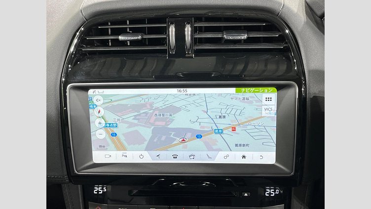 2019 認定中古車 Jaguar F-Pace Fuji White 2.0 litre i4D Diesel プレステージ