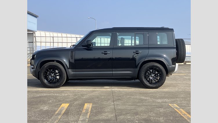 2024 認定中古車 Land Rover Defender 110 サントリーニブラック D350 ディーゼルマイルドハイブリッド S