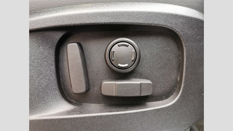 2023 認定中古車 Land Rover Defender 110 サントリーニブラック D300 AWD（AT） X-DYNAMIC SE