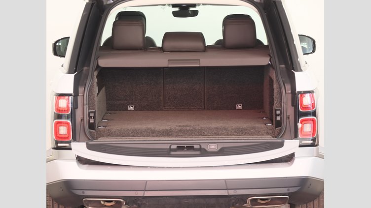 2021 認定中古車 Land Rover Range Rover ユーロンホワイト P400e 2.0リッターSi4 404PS プラグインハイブリッド （PHEV） スタンダードホイールベース VOGUE