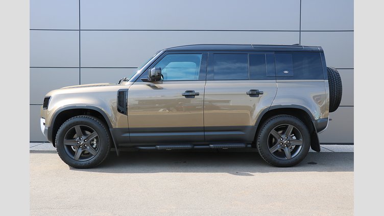 2021 認定中古車 Land Rover Defender 110 ゴンドワナストーン P300 AWD（AT） BASE