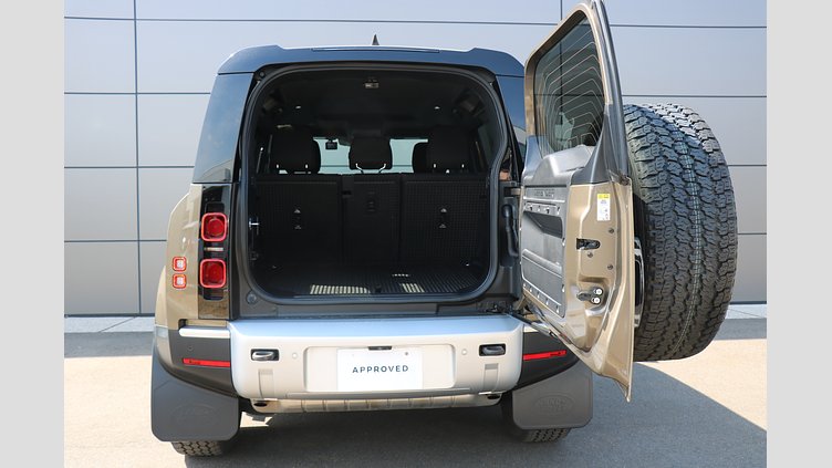 2021 認定中古車 Land Rover Defender 110 ゴンドワナストーン P300 AWD（AT） BASE