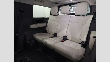 Defender 130 6
