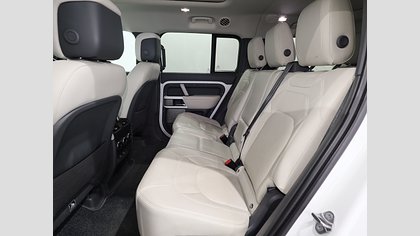 Defender 130 5