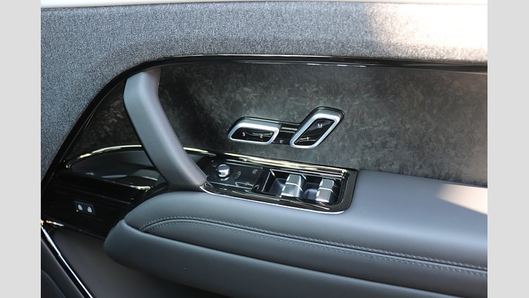 2025 認定中古車 Land Rover Range Rover Sport サントリーニブラック D300マイルドハイブリッド スタンダードホイールベース Dynamic HSE