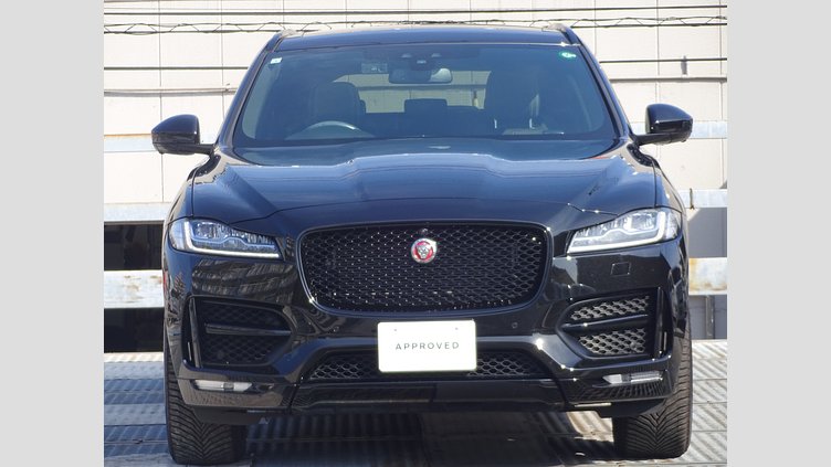 2017 認定中古車 Jaguar F-Pace Santorini Black 8速AT　AWD 20d R-SPORT