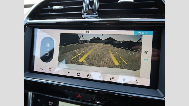 2019 認定中古車 Jaguar XE ユーロンホワイト D180 RWD AUTOMATIC 4 door Saloon S