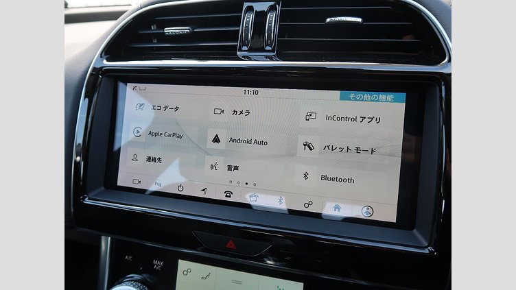 2019 認定中古車 Jaguar XE ユーロンホワイト D180 RWD AUTOMATIC 4 door Saloon S