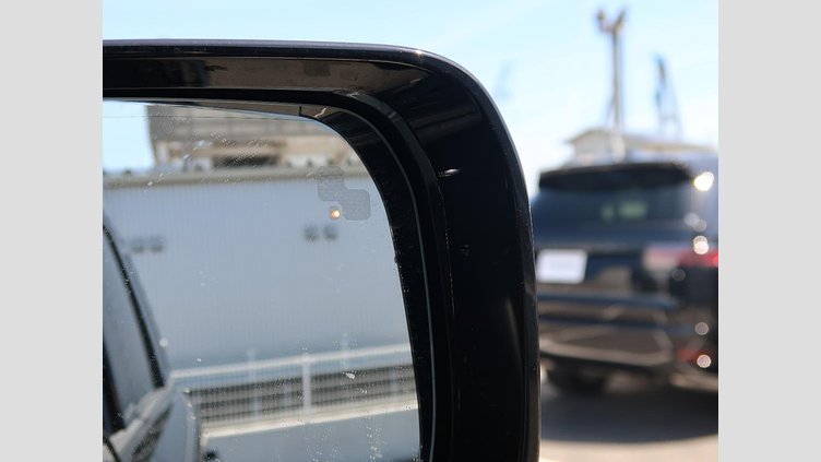 2023 認定中古車 Land Rover Defender 110 サントリーニブラック D300 AWD（AT） X-DYNAMIC HSE