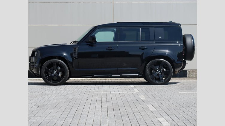 2023 認定中古車 Land Rover Defender 110 サントリーニブラック D300 AWD（AT） X-DYNAMIC HSE