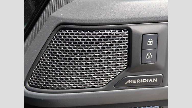 2023 認定中古車 Land Rover Defender 110 サントリーニブラック D300 AWD（AT） X-DYNAMIC HSE