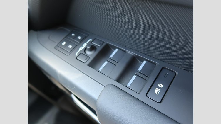 2023 認定中古車 Land Rover Defender 110 サントリーニブラック D300 AWD（AT） X-DYNAMIC HSE