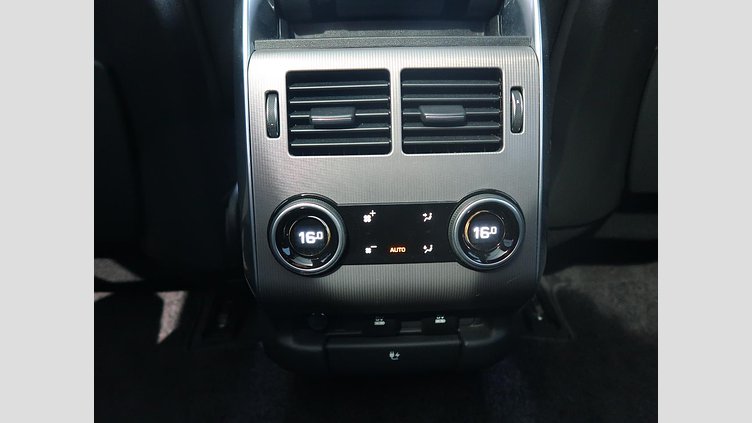 2019 認定中古車 Land Rover Range Rover Sport ユーロンホワイト 3.0リッターTDV6ディーゼル（258 PS） HSE