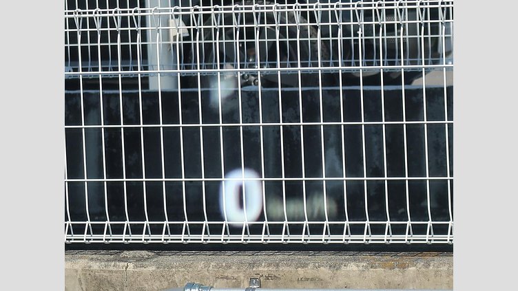 2019 認定中古車 Land Rover Range Rover Sport ユーロンホワイト 3.0リッターTDV6ディーゼル（258 PS） HSE