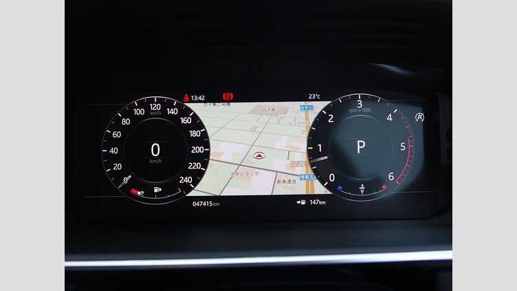 2019 認定中古車 Land Rover Range Rover Sport ユーロンホワイト 3.0リッターTDV6ディーゼル（258 PS） HSE