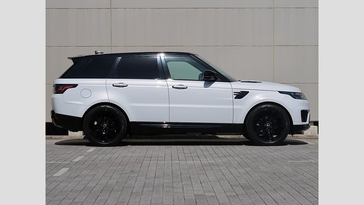 2019 認定中古車 Land Rover Range Rover Sport ユーロンホワイト 3.0リッターTDV6ディーゼル（258 PS） HSE