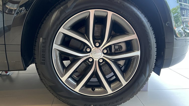 2025 新車 Land Rover Range Rover Evoque 聖托里尼黑　Santorini Black P250 汽油輕油電混合 標準軸距 Dynamic SE