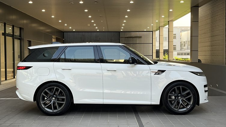 2025 新車 Land Rover Range Rover Sport (1AA) Fuji White 富士山白 P400 Petrol Mild Hybrid Dynamic SE