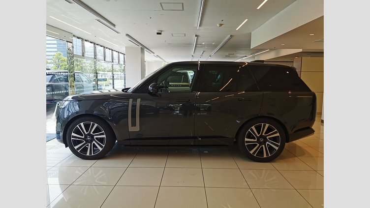 2024 認定中古車 Land Rover Range Rover カルパチアングレイ D300 AWD MHEV（AT） スタンダードホイールベース SE